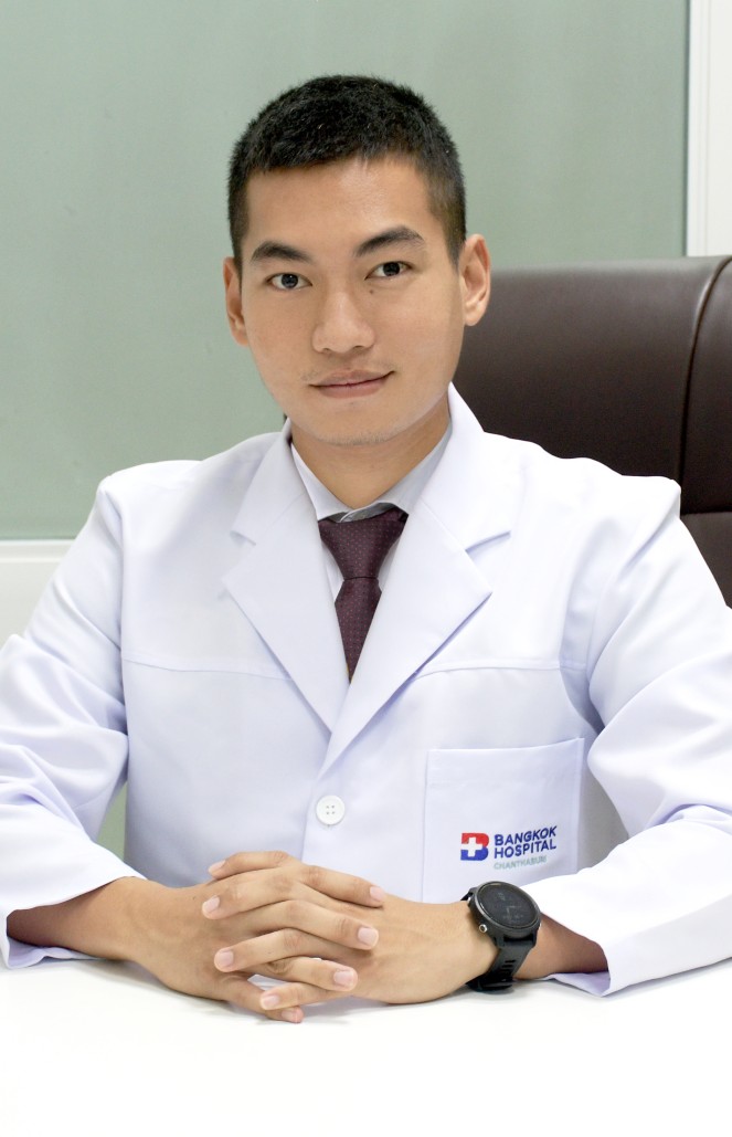 นายแพทย์ พรเพิ่ม เขมวิรัตน์